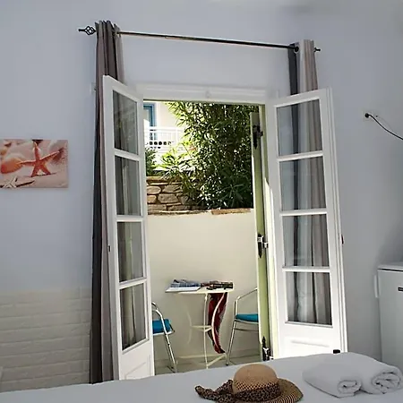 Camara 2* Agios Prokopios (Naxos)